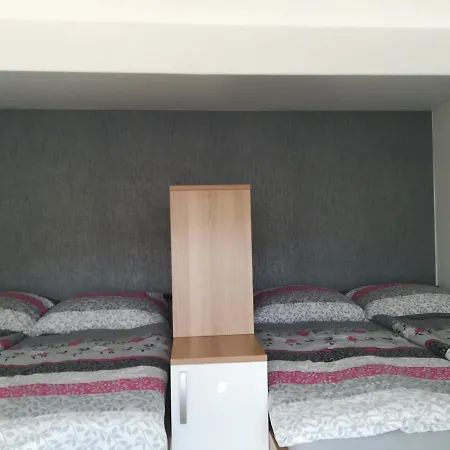 Apartman Runway 16 K Pronajmu - *
