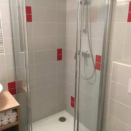Apartman Runway 16 K Pronajmu - Διαμέρισμα *